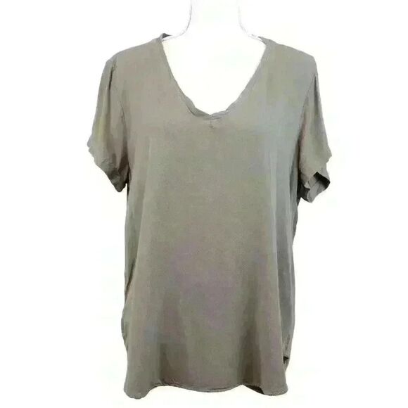cloth & stone Tops - Cloth & Stone (Anthropologie) Gray V-Neck Slub Tee – Size Large